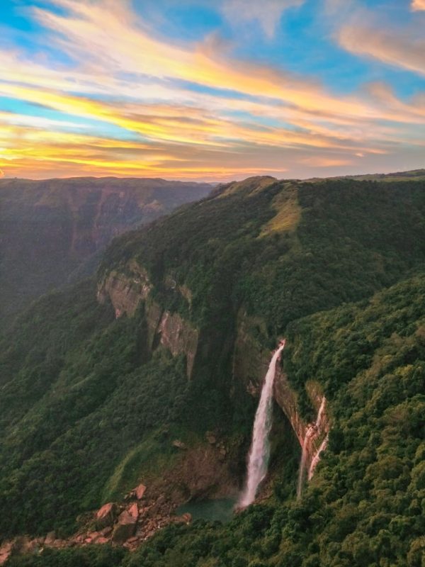 Nohkalikai waterfall, Meghalaya, India Nohkalikai waterfall, Meghalaya, India