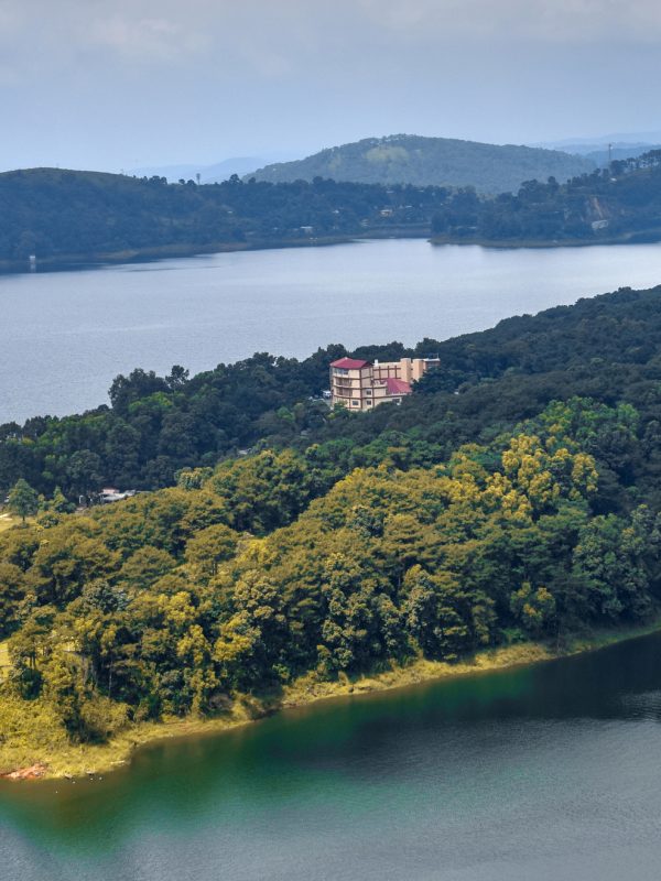 Umiam Lake One of the most holiday destination in Meghalaya